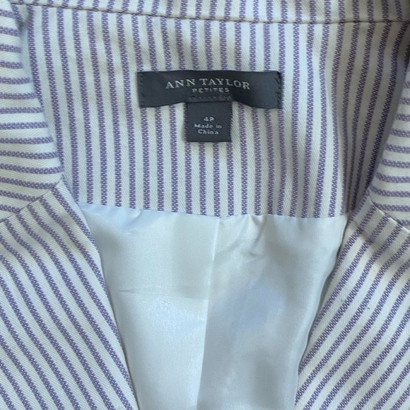 Ann Taylor Petite Lavender White Pin Stripped Blazer Women’s Size 4P - Picture 11 of 11